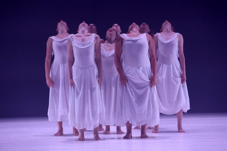 מחול מודרני- מסלול מקצועי-בוגרות